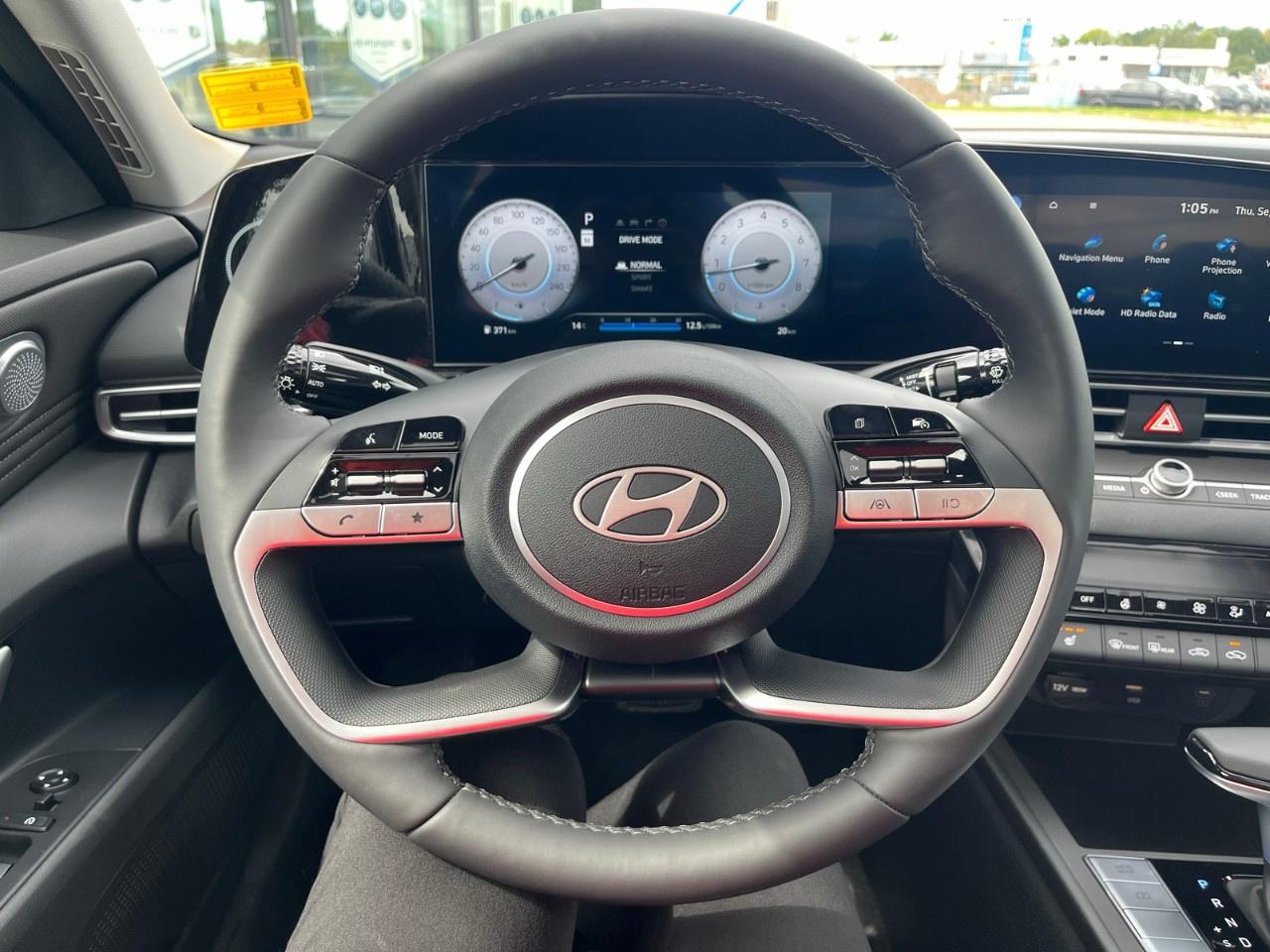 2025 Hyundai Elantra Preferred IVT w/Tech Pkg Photo