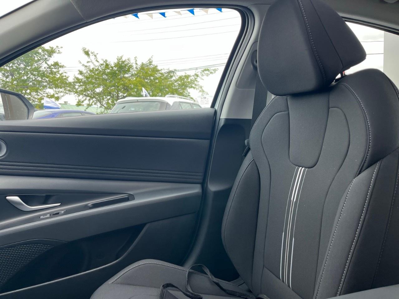 2025 Hyundai Elantra Preferred IVT w/Tech Pkg Photo