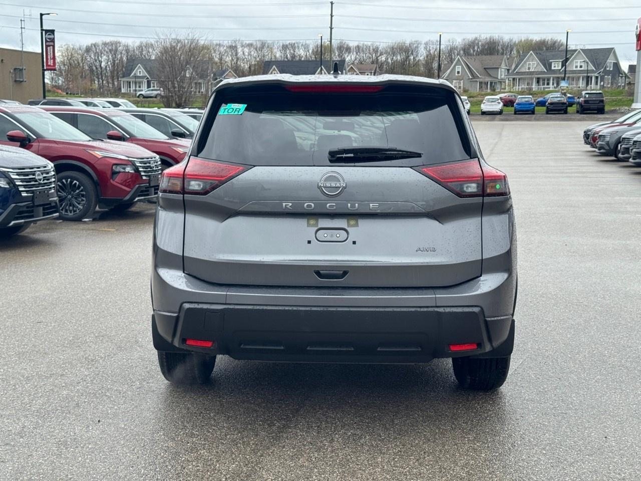 2026 Nissan Rogue AWD S Photo3