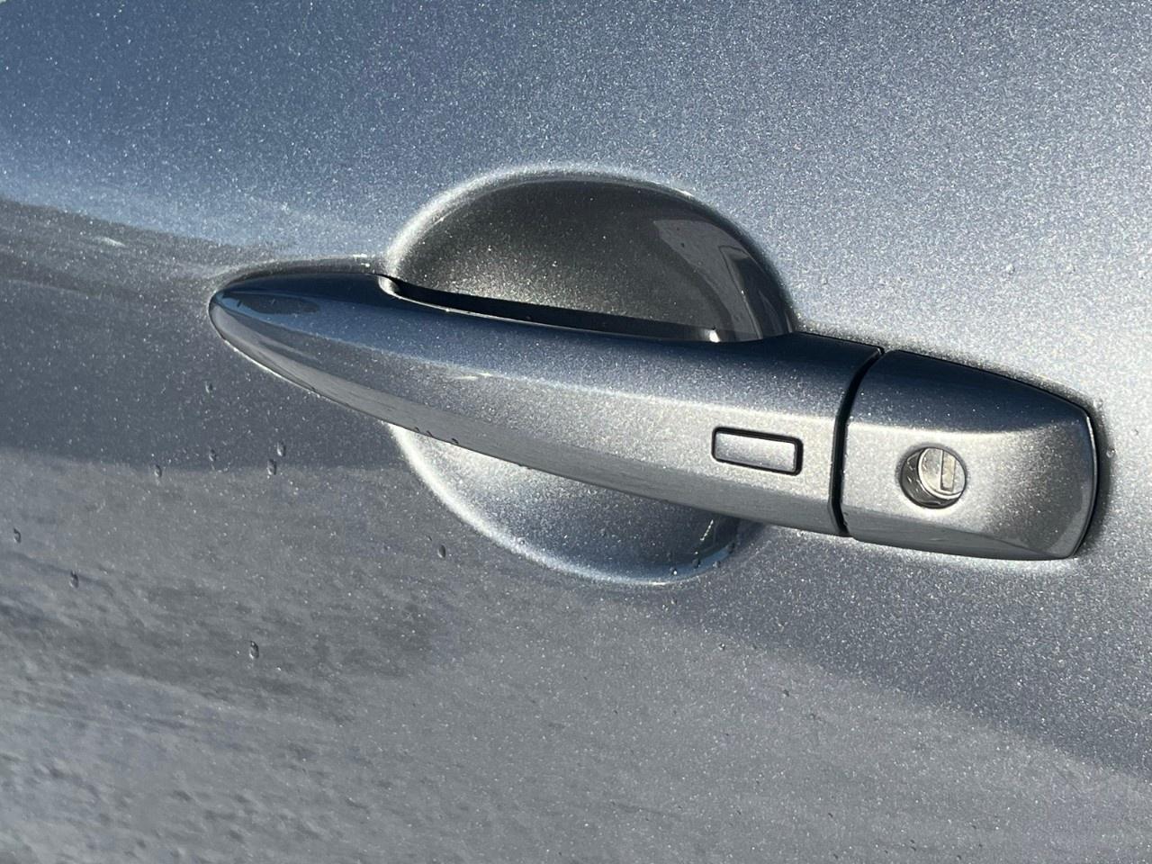 2026 Nissan Rogue AWD SV Moonroof Photo