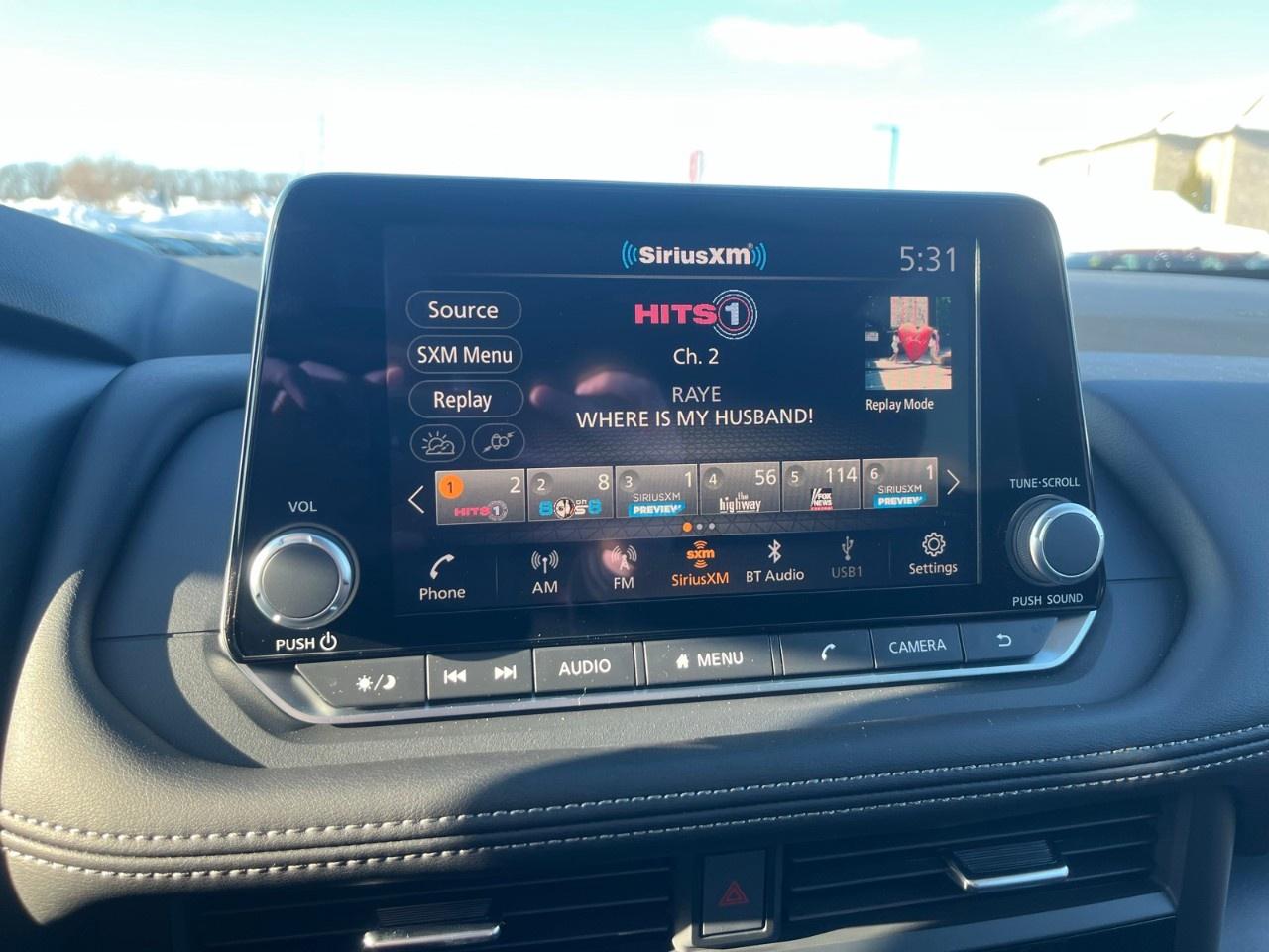 2026 Nissan Rogue AWD SV Moonroof Photo