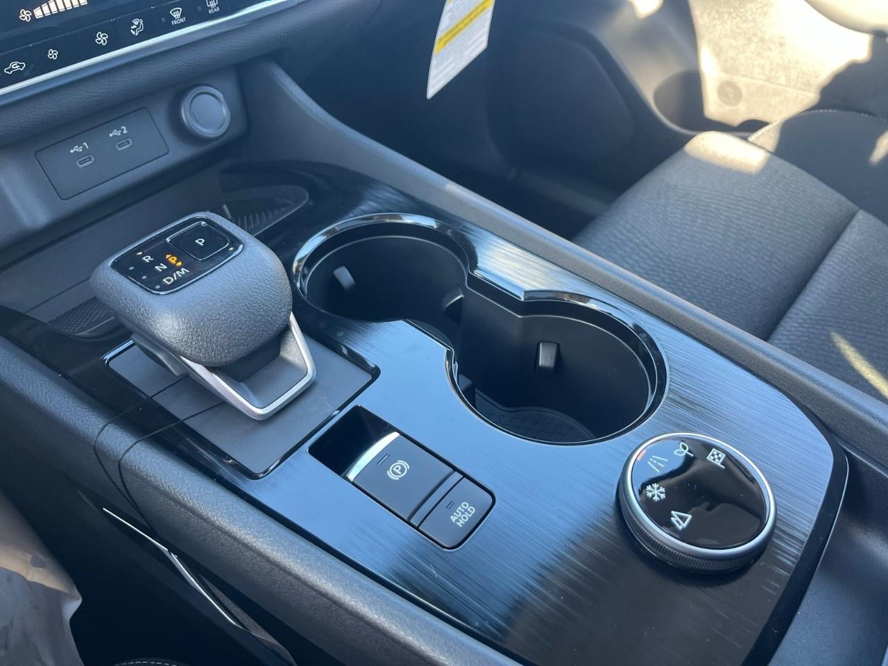 2026 Nissan Rogue AWD SV Moonroof Photo