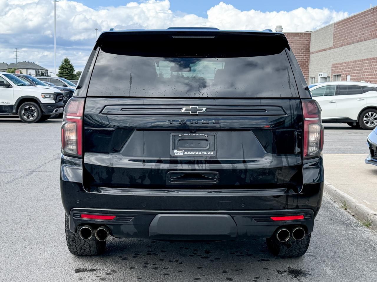 2023 Chevrolet Tahoe Z71 ONE OWNER, CLEAN CARFAX, 6.2L V8, MAX TRAILERING PACKAGE, HEATED SEATS, HEATED STEERING WHEEL, NAVIGATION, BOSE AUDIO SYSTEM, SUNROOF, REMOTE START, HD SURROUND VISION Photo3