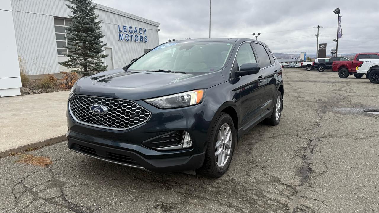 2024 Ford Edge SEL Photo0
