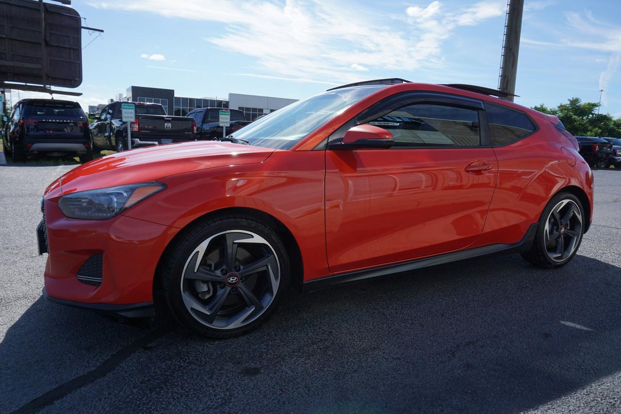 2019 Hyundai Veloster 1.6 TURBO R-SPEC 6 SPEED CERTIFIED *ACCIDENT FREE* CAMERA BLUETOOTH LEATHER HEATED SEATS PANO ROOF CRUISE ALLOYS Photo