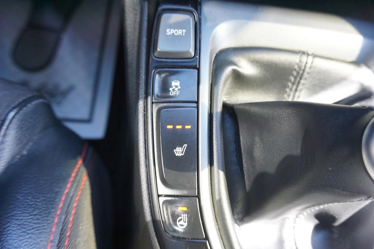 2019 Hyundai Veloster 1.6 TURBO R-SPEC 6 SPEED CERTIFIED *ACCIDENT FREE* CAMERA BLUETOOTH LEATHER HEATED SEATS PANO ROOF CRUISE ALLOYS Photo