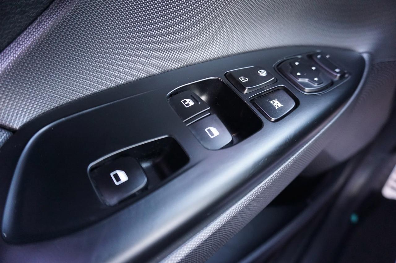 2019 Hyundai Veloster 1.6 TURBO R-SPEC 6 SPEED CERTIFIED *ACCIDENT FREE* CAMERA BLUETOOTH LEATHER HEATED SEATS PANO ROOF CRUISE ALLOYS Photo