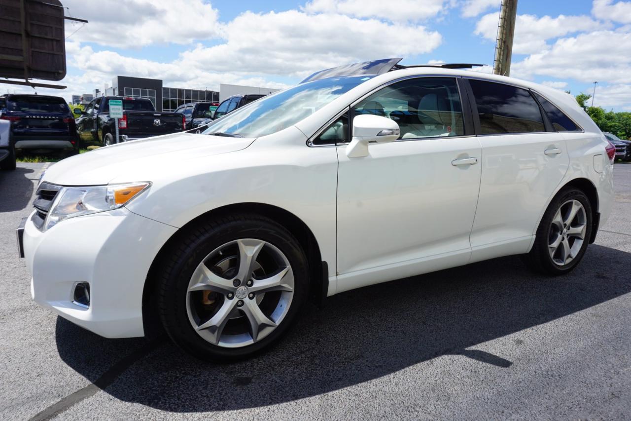 2014 Toyota Venza V6 XLE AWD CERTIFIED *ACCIDENT FREE*TOYOTA MAINTAIN* CAMERA BLUETOOTH LEATHER HEATED SEATS PANO ROOF CRUISE ALLOYS - Photo #3