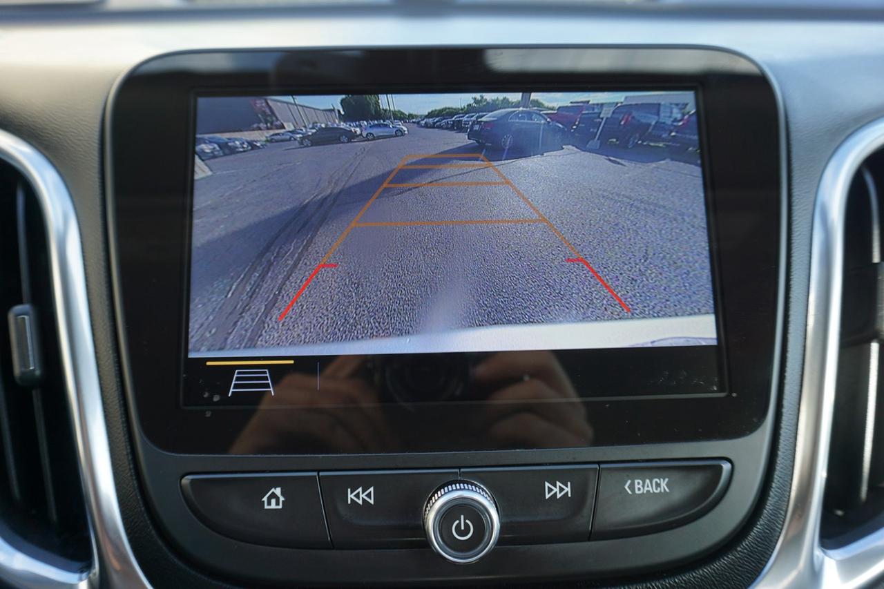 2021 Chevrolet Equinox PREMIER AWD CERTIFIED *ACCIDENT FREE* CAMERA BLUETOOTH LEATHER HEATED SEATS CRUISE ALLOYS Photo