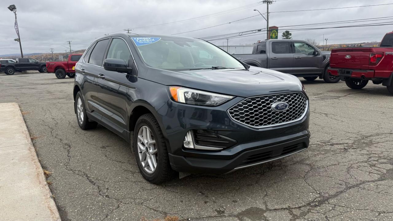 2024 Ford Edge  Photo1