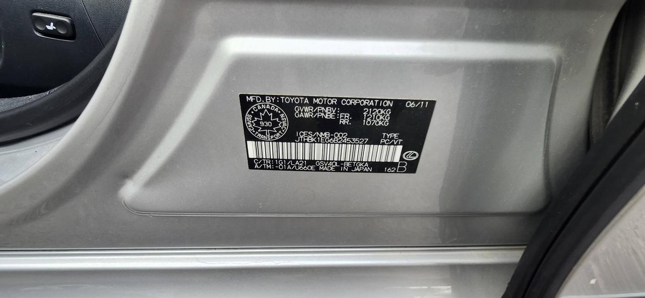 2011 Lexus ES 350 4dr Sdn Photo