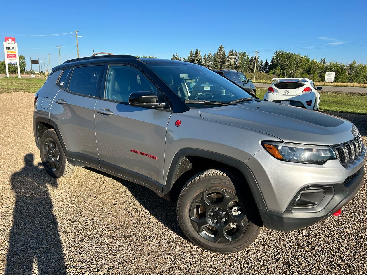 2023 Jeep Compass Trailhawk - Photo #2