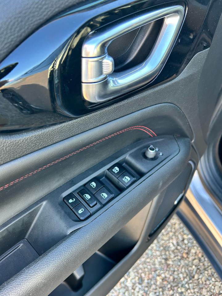 2023 Jeep Compass Trailhawk - Photo #9