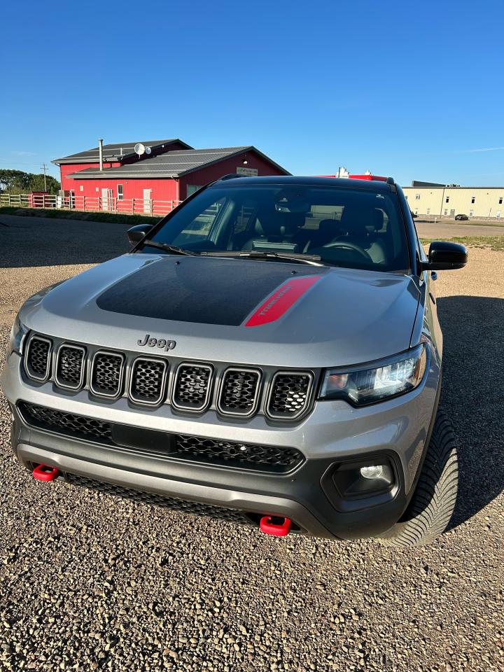 2023 Jeep Compass Trailhawk - Photo #3