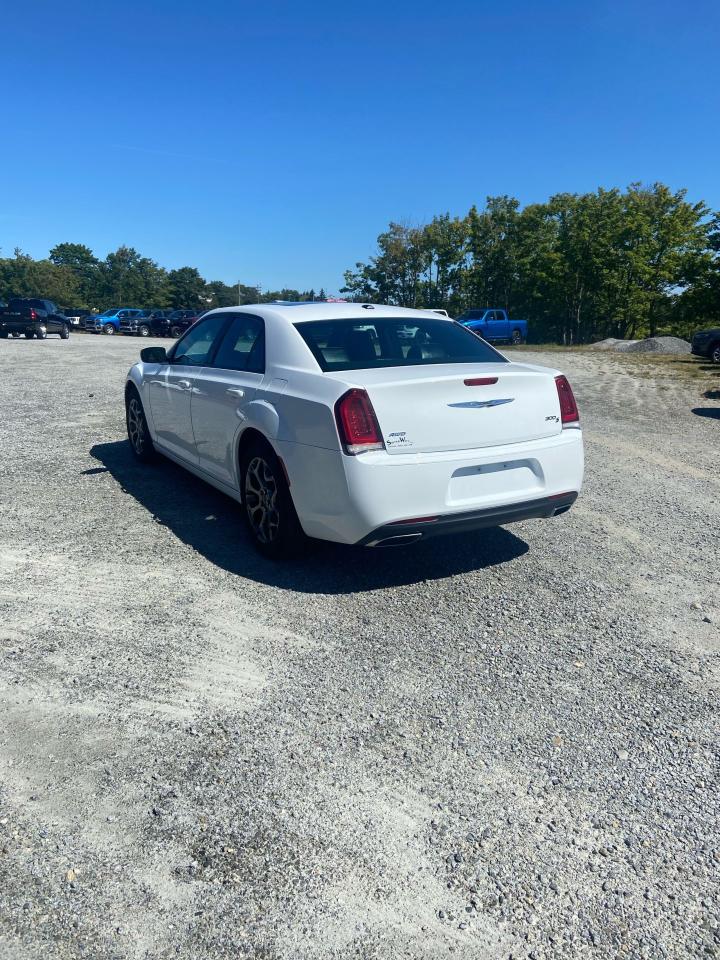 2016 Chrysler 300 300S Photo5