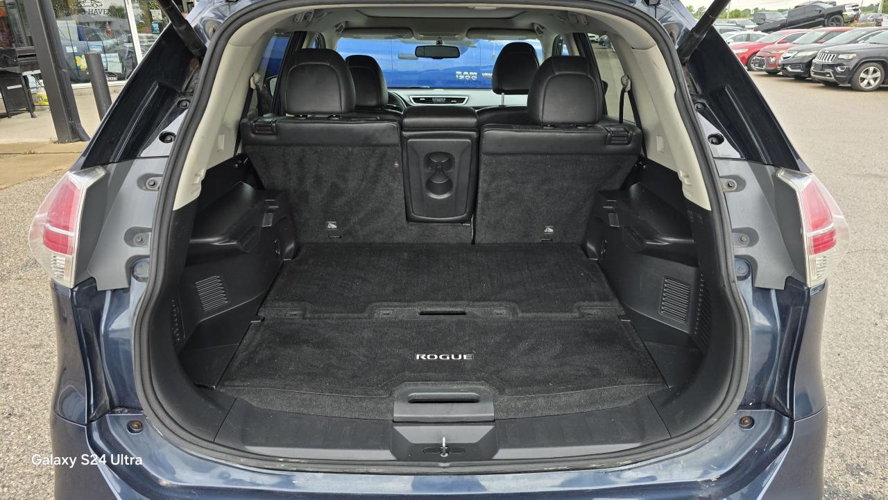 2015 Nissan Rogue SL - Photo #17