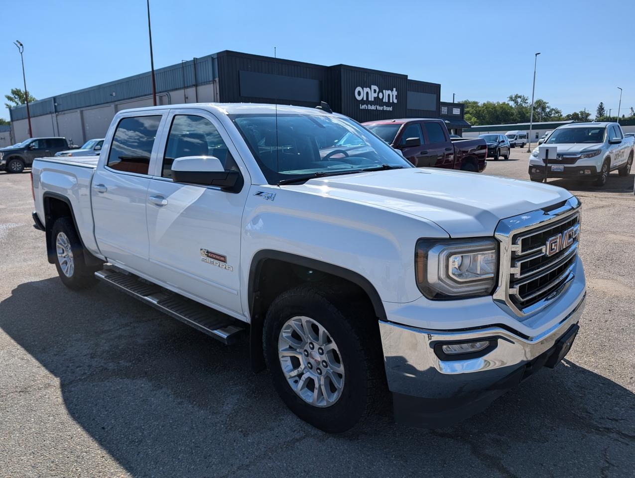 2018 GMC Sierra 1500 SLE - Photo #2
