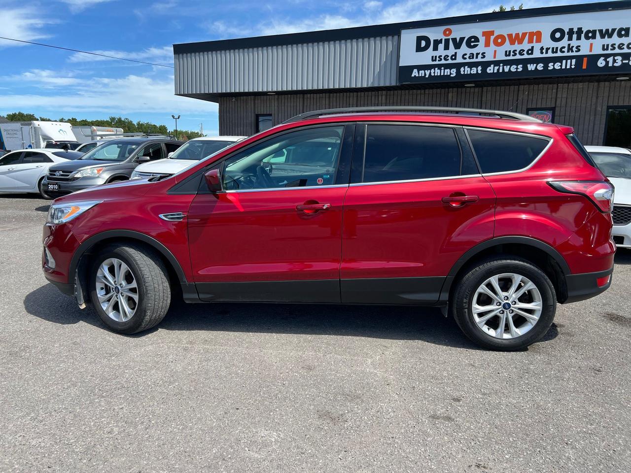 2017 Ford Escape FWD 4dr SE - Photo #2
