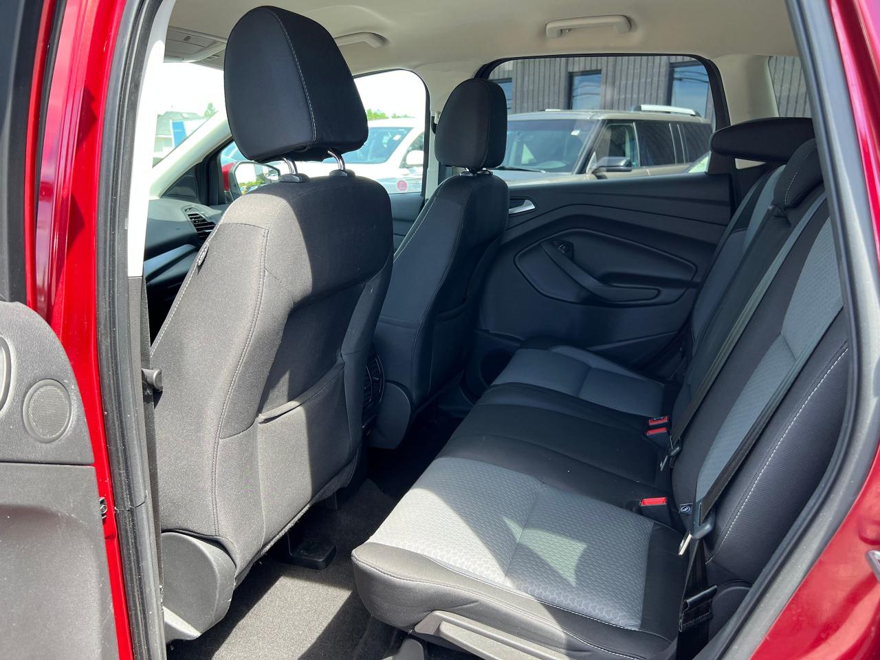2017 Ford Escape FWD 4dr SE - Photo #12
