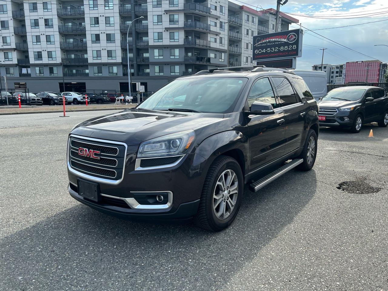 2015 GMC Acadia SLT Photo3