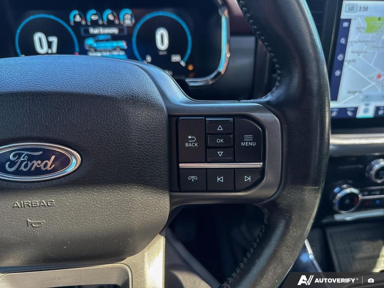 2022 Ford F-150 LARIAT / LEATHER / PANO ROOF / NAV / 3.5 ECO - Photo #21