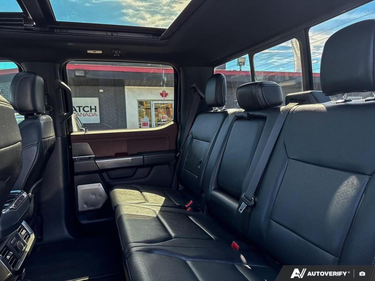 2022 Ford F-150 LARIAT / LEATHER / PANO ROOF / NAV / 3.5 ECO - Photo #10