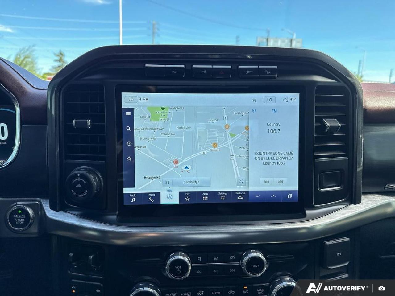 2022 Ford F-150 LARIAT / LEATHER / PANO ROOF / NAV / 3.5 ECO - Photo #15
