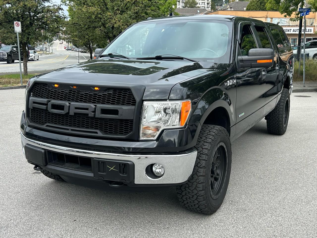 2014 Ford F-150 XLT - Photo #1