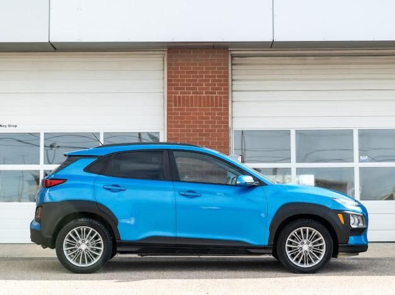 2018 Hyundai KONA LUXURY - Photo #4