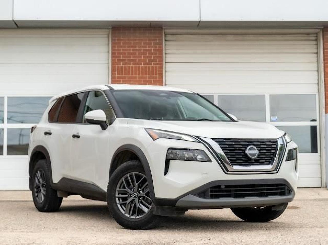 2023 Nissan Rogue S - Photo #3