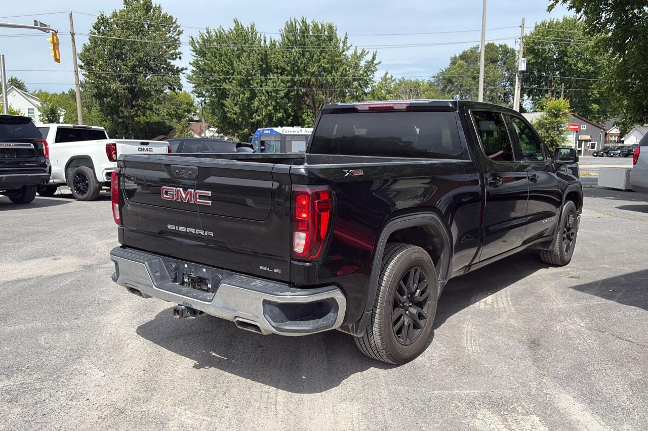 2022 GMC Sierra 1500 SLE - Photo #3