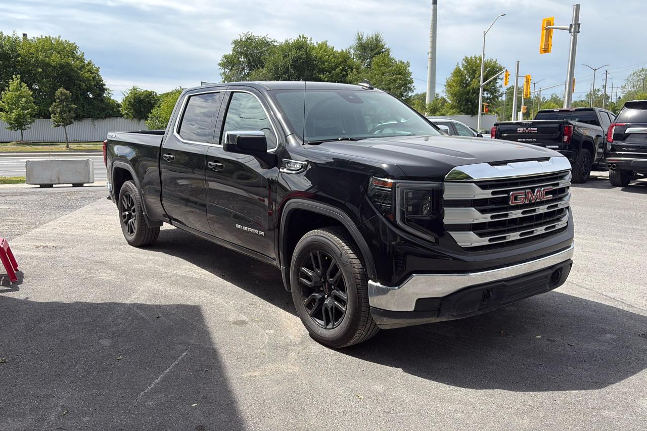 2022 GMC Sierra 1500 SLE - Photo #4