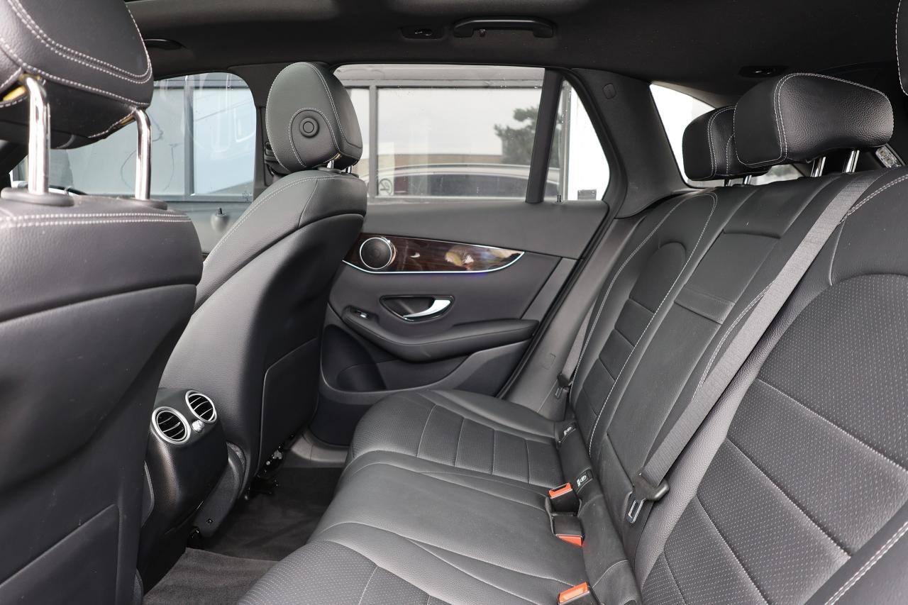 2020 Mercedes-Benz GLC-Class GLC300 4MATIC - AMGPKG|PANO|NAVI|360CAMERA - Photo #10
