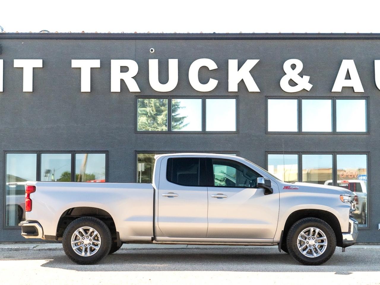 2022 Chevrolet Silverado 1500 LT DOUBLE CAB 4WD Photo4