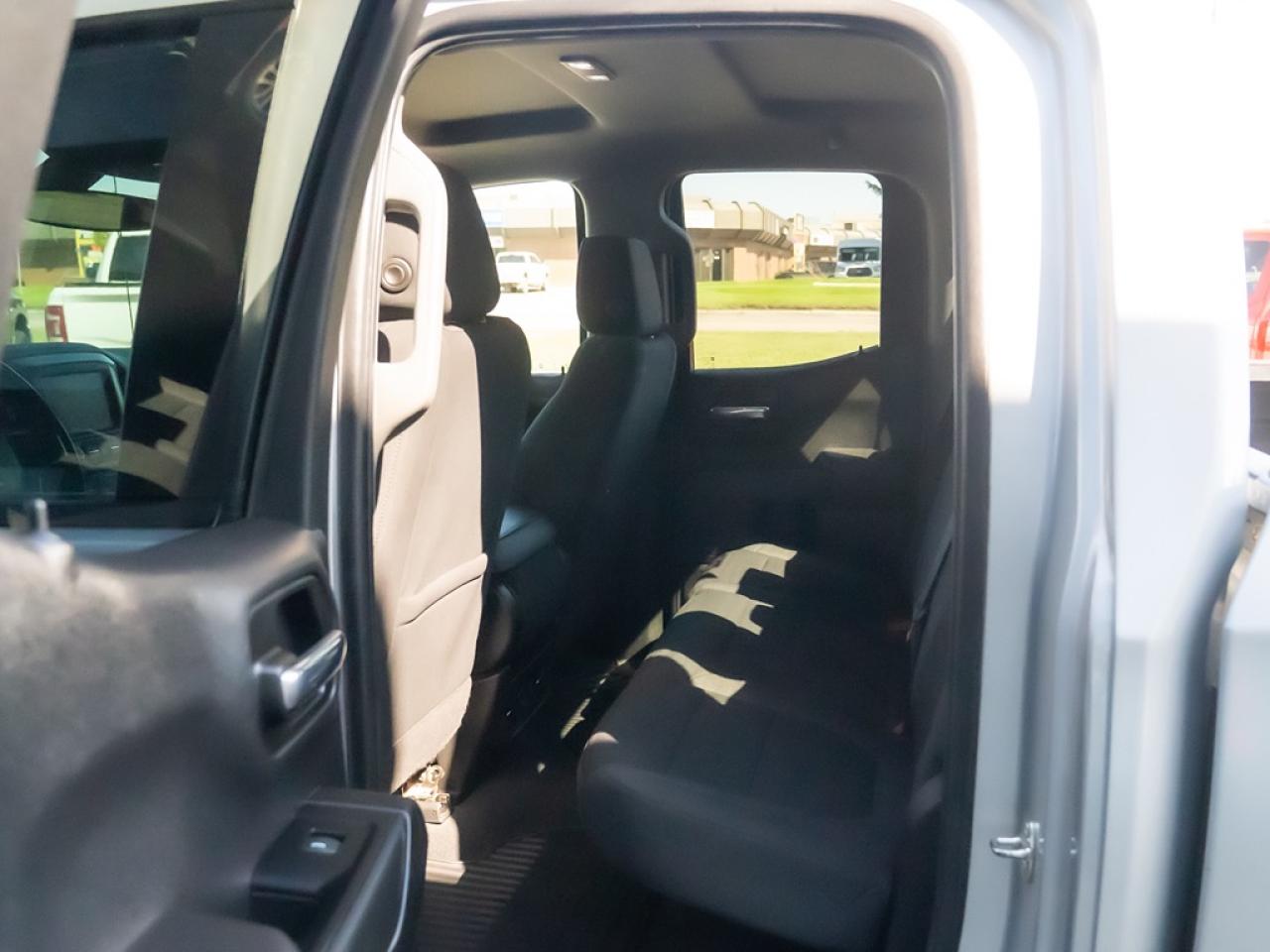 2022 Chevrolet Silverado 1500 LT DOUBLE CAB 4WD Photo38