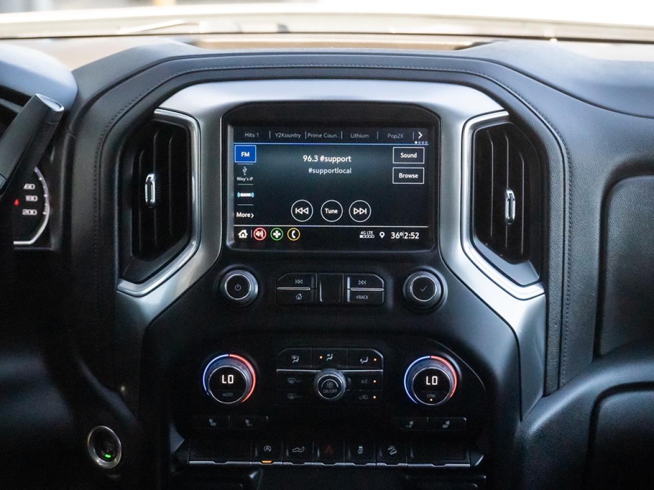 2022 Chevrolet Silverado 1500 LT DOUBLE CAB 4WD Photo8
