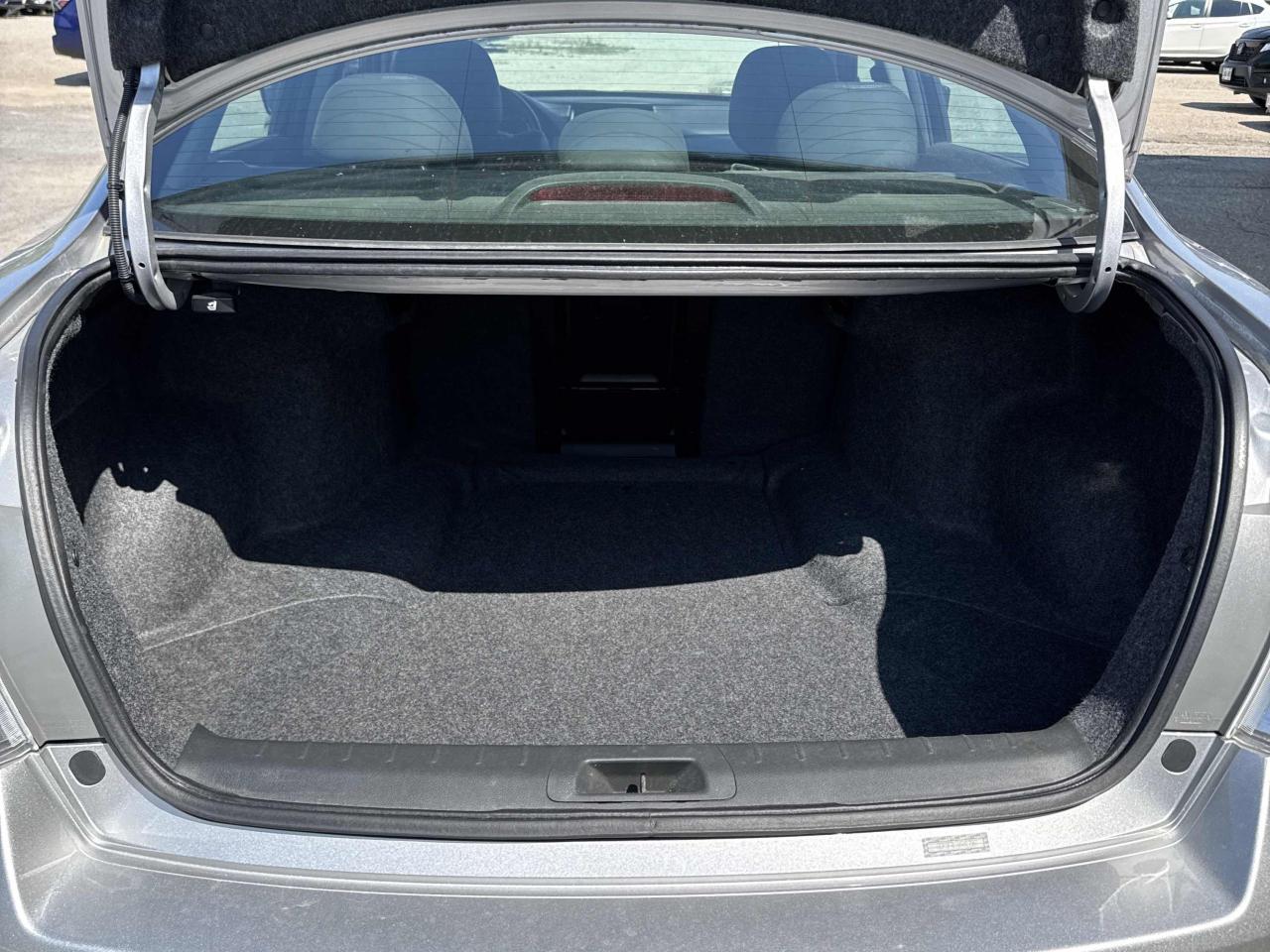 2010 Honda Accord EX-L 4dr I4 Auto EX-L 1-Owner Clean CarFax Finance - Photo #9