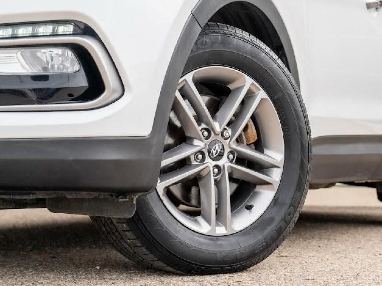 2018 Hyundai Santa Fe Sport 2.4L AWD - Photo #6