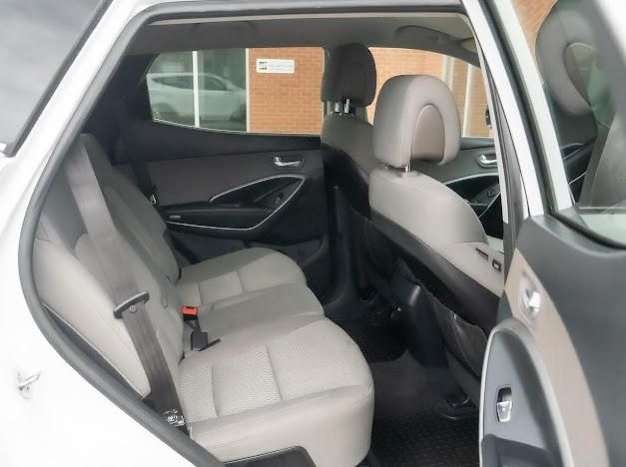 2018 Hyundai Santa Fe Sport 2.4L AWD - Photo #11