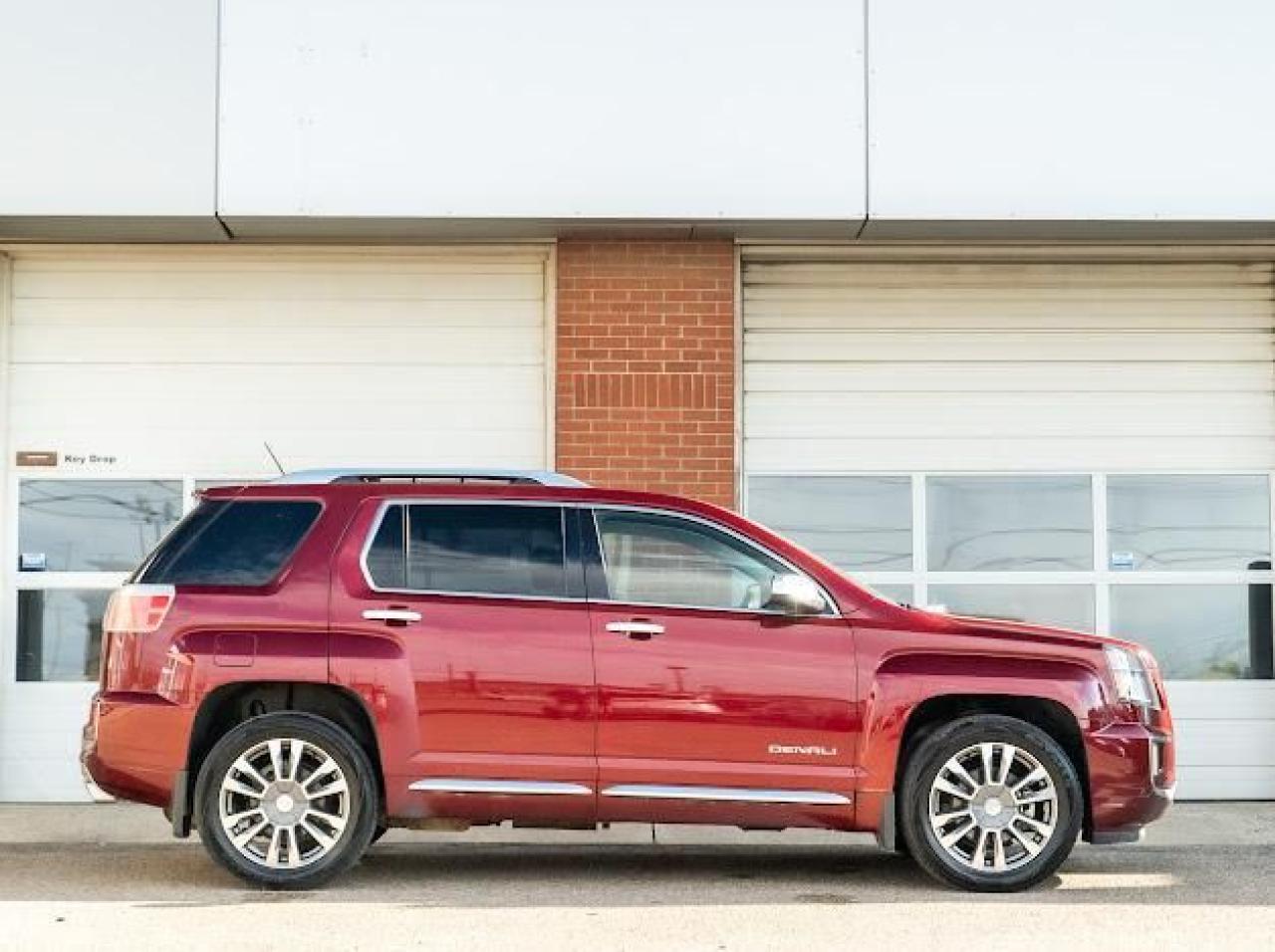 2017 GMC Terrain Denali - Photo #4