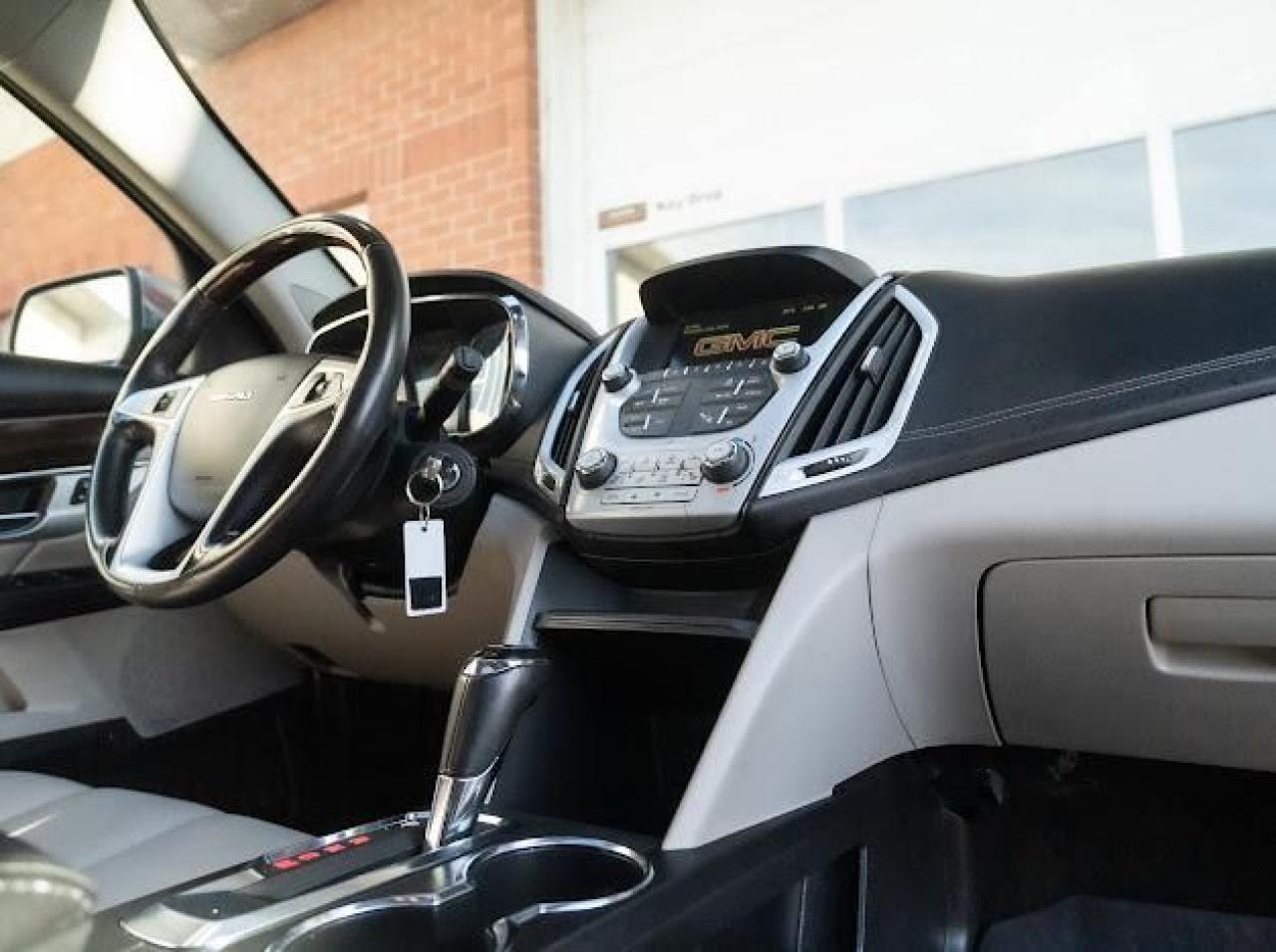 2017 GMC Terrain Denali - Photo #17