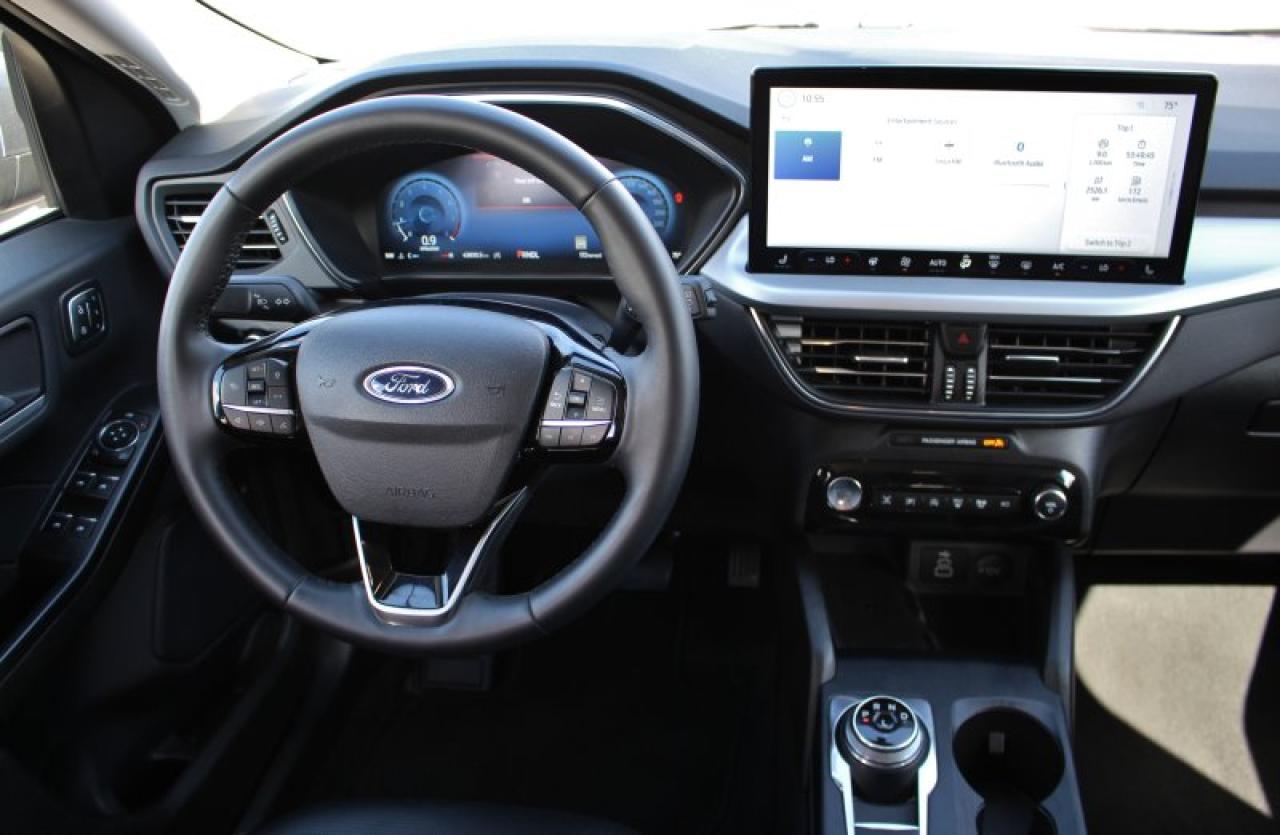 2024 Ford Escape Platinum*AWD*Heated Leather*CarPlay*Rear Cam - Photo #9