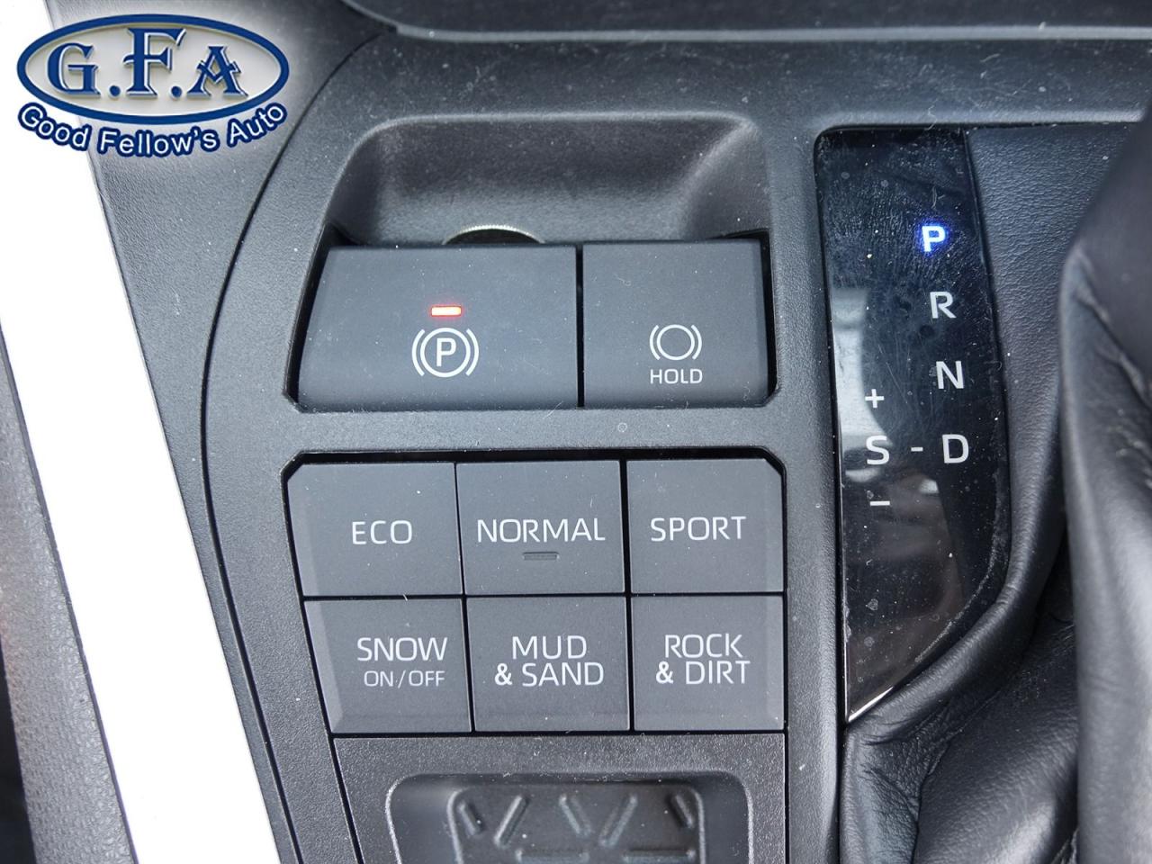 2021 Toyota RAV4 LE MODEL, AWD, REARVIEW CAMERA, HEATED SEATS, LANE Photo