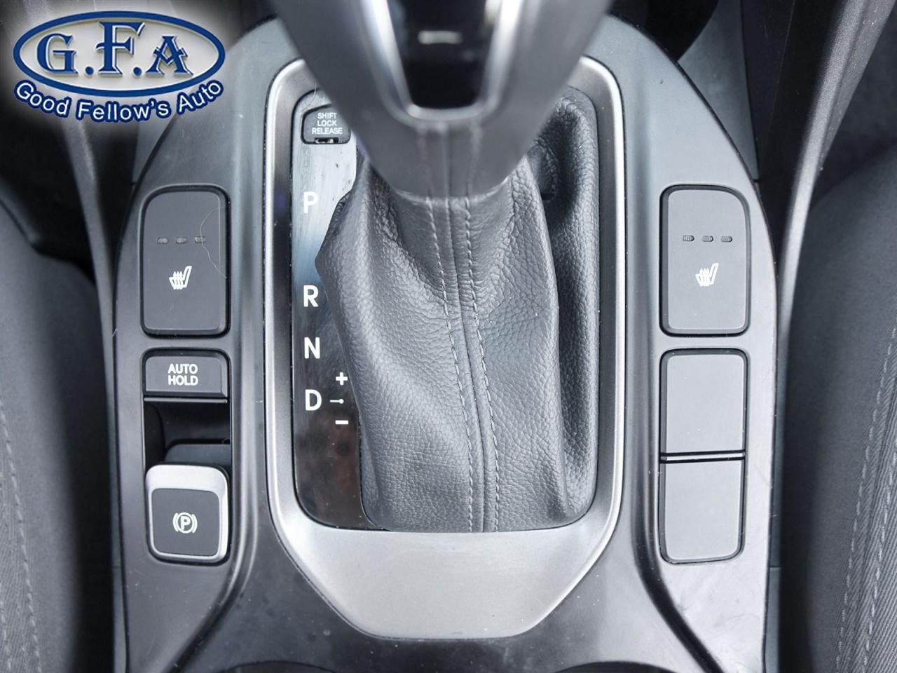 2019 Hyundai Santa Fe XL PREFERRED MODEL, AWD, 7 PASSENGER, REARVIEW CAMERA Photo38