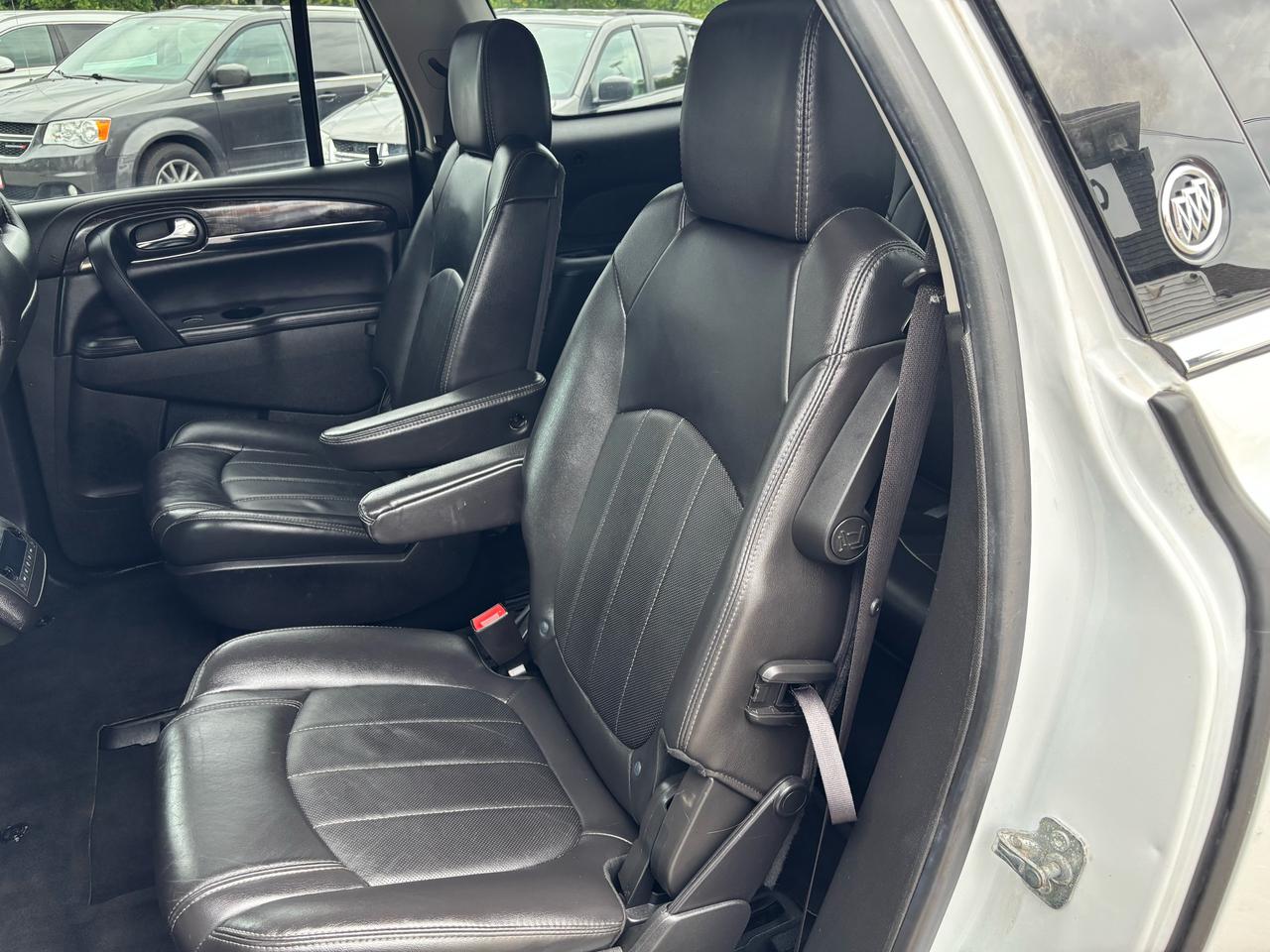 2017 Buick Enclave Premium ** AWD, BSM, LDW ** Photo