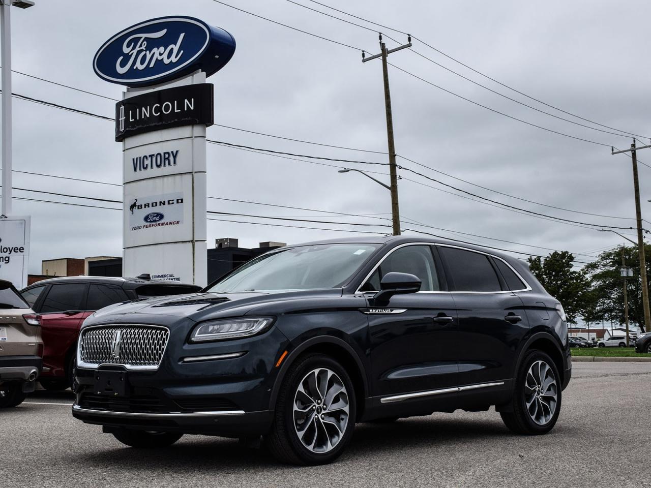 Used 2022 Lincoln Nautilus Reserve Sunroof | ACC + Lane Keeping | for sale in Chatham, ON