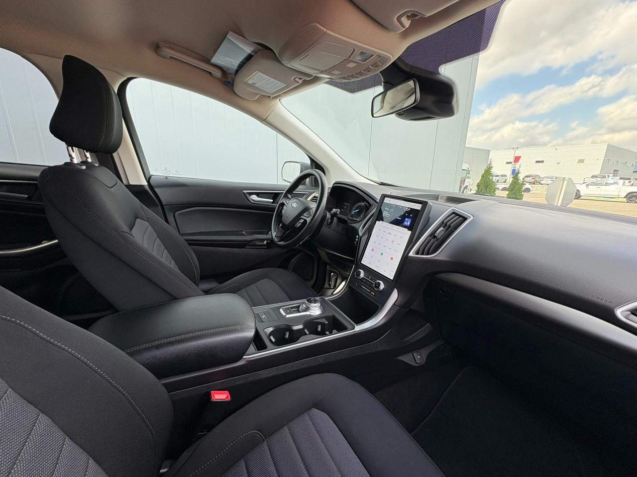 2022 Ford Edge One Owner | SE | AWD | 18" Wheels Photo