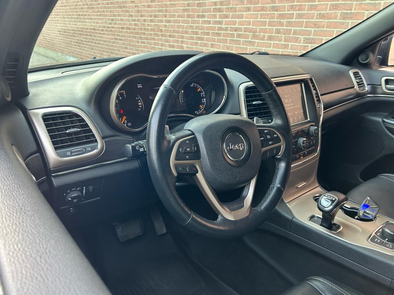 2014 Jeep Grand Cherokee Limited - Photo #10