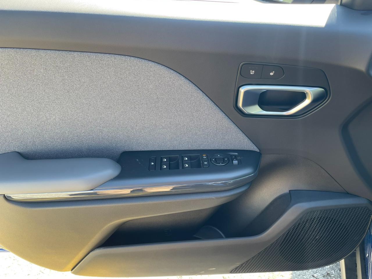 2025 Kia K4 EX Photo