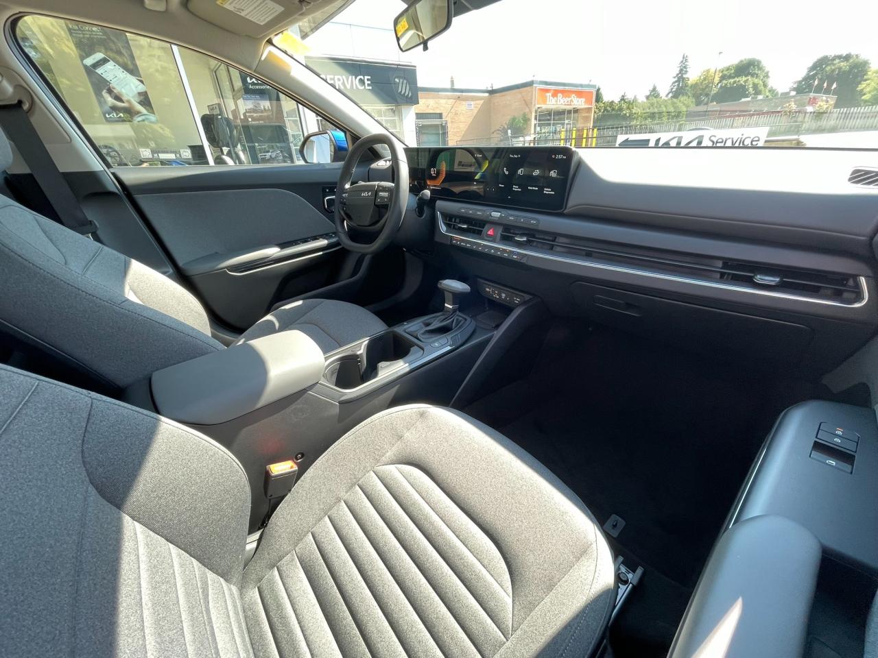 2025 Kia K4 EX Photo